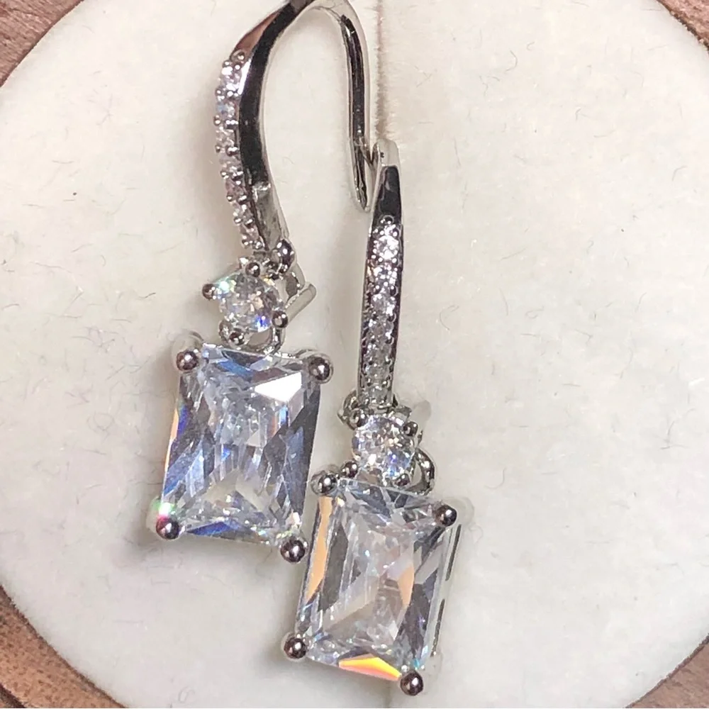 Clearance! NEW WHITE GOLD EMERALD SQUARE princess cut simulated DIAMOND Earrings